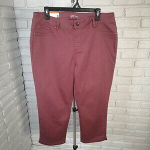 NWT Up Ladies Size 16 Dusty Rose Pull On Style 5 Pocket Crop Pants